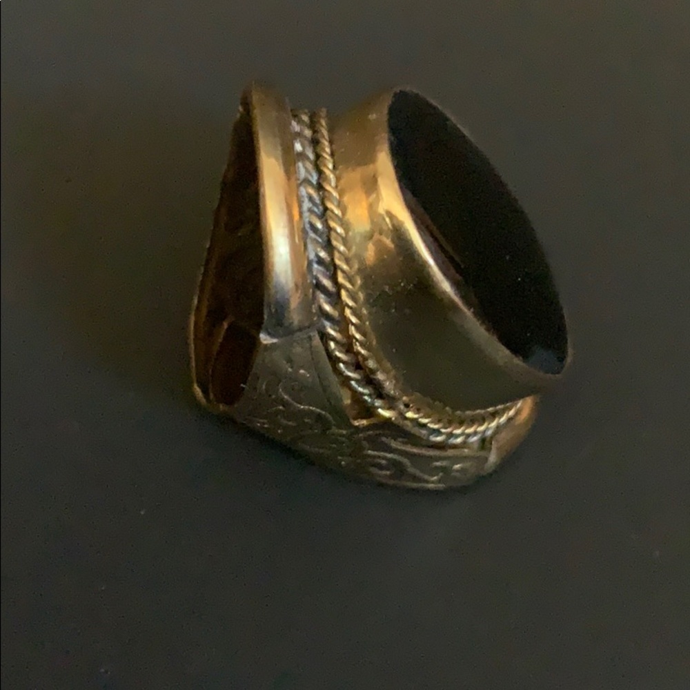 Thumb ring - Picture 2 of 5